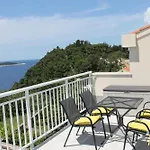 Dino Cavtat