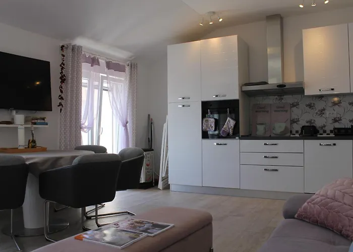Apartment Dino Cavtat
